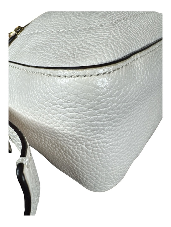 coach andi backpack dimensions F30530 SV/CF Crossbody Handbag in Pebble Leather The ANDI Backpack is designed to solve the typical backpack challenges Coach Pebble Leather Andi Mini